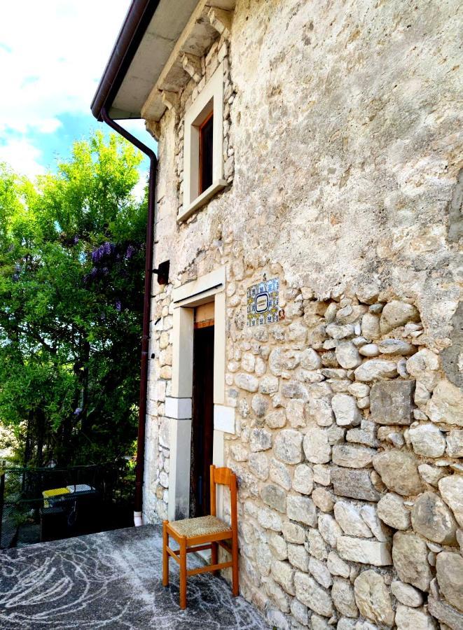 Ai Limiti • 67 • Stonehouse Guest House Palombaro ภายนอก รูปภาพ